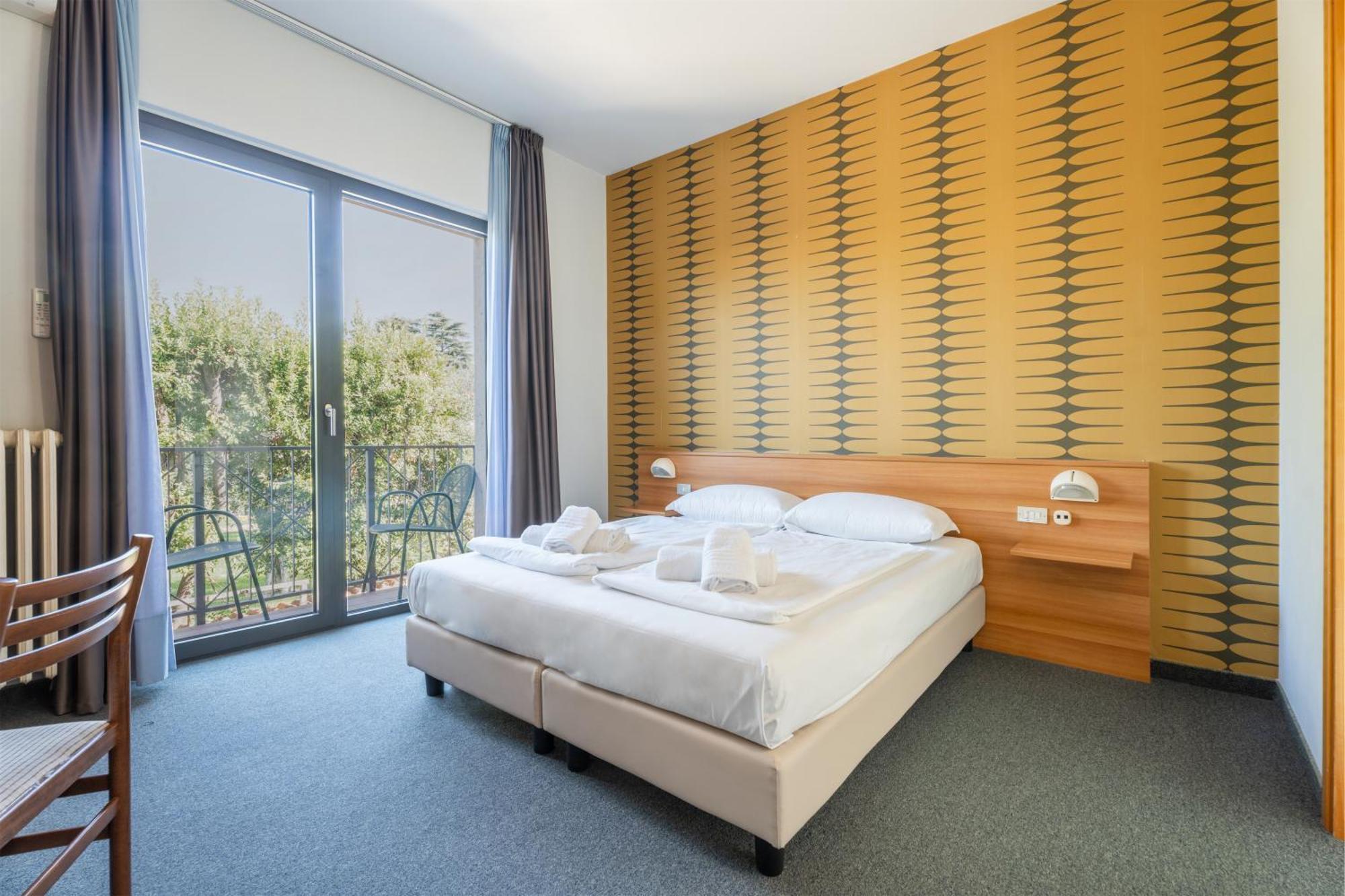 Standard Double or Twin Room,1586832081:JPEG